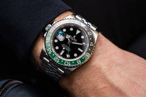 il rolex al destro|rolex left handed.